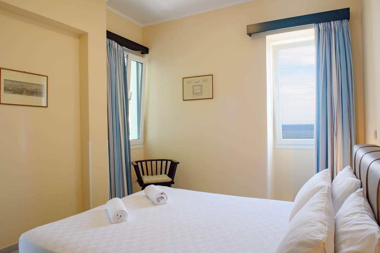 Sea Breeze Apartments Chios Monolia Exterior photo